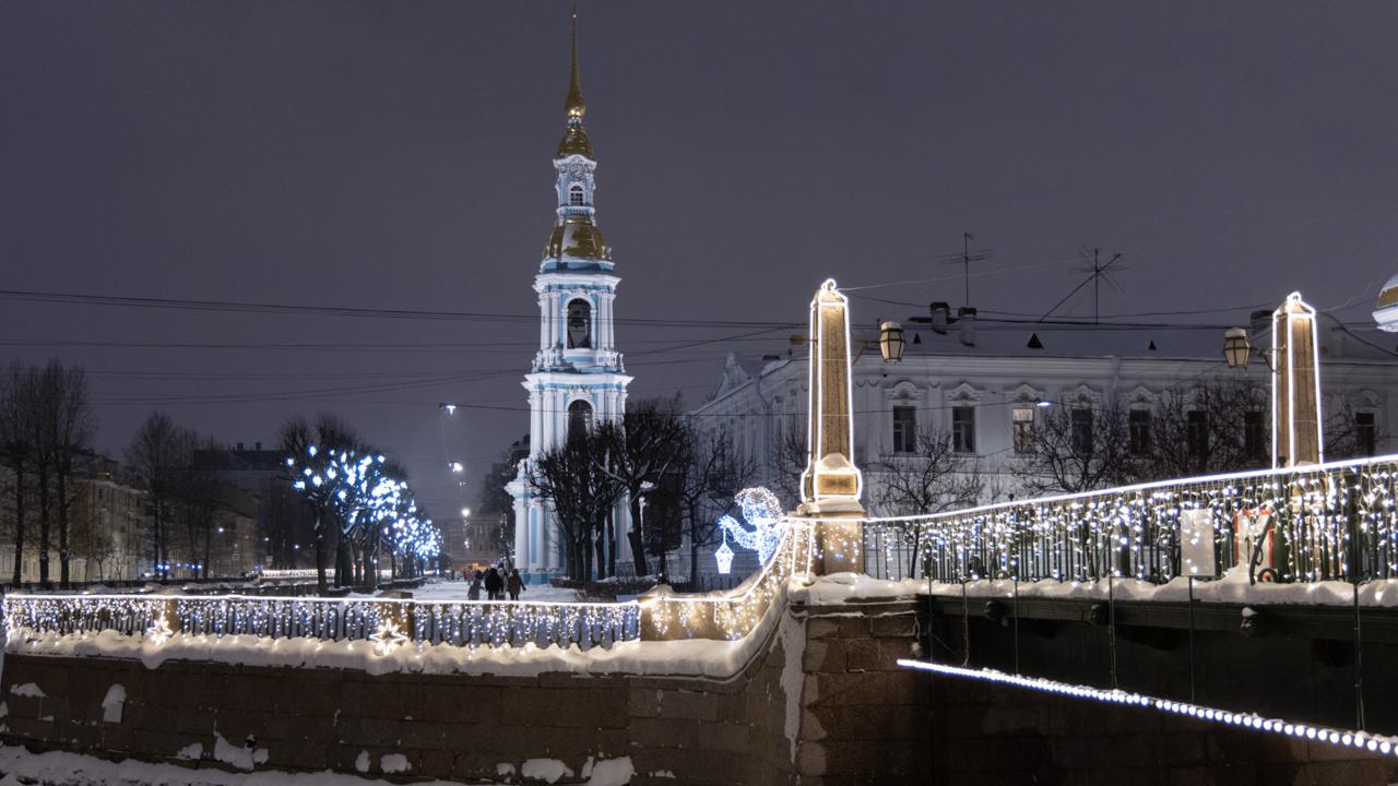 Новогоднее световое оформление города